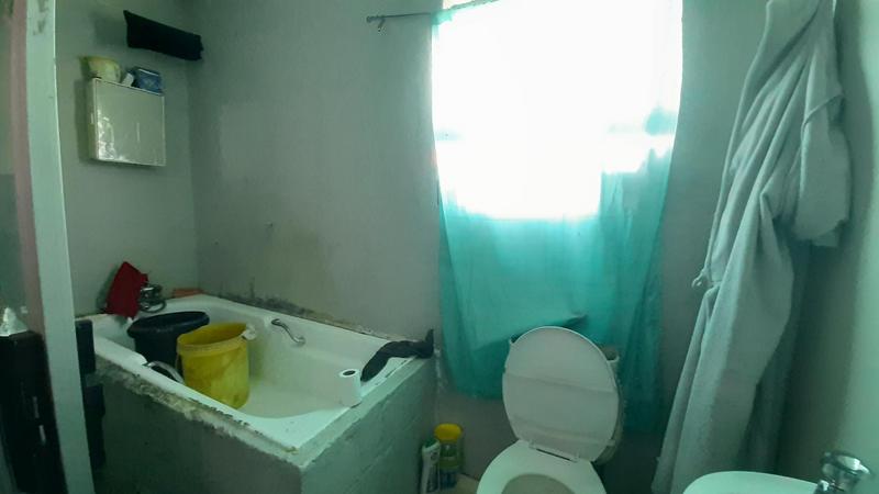 2 Bedroom Property for Sale in Blackheath Industrial Western Cape